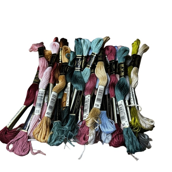 Lavender & Lace Guardian Angel Chart Fabric Floss Needles Counted Cross Stitch - Picture 5 of 5